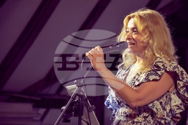 Варна - Мирослава Кацарова - концерт „Bluetronic“