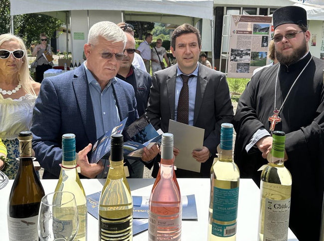 Министър Кирил Вътев: Традиционните български храни и вина имат потенциал за високи пазарни успехи