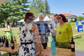 Село Орешак - фестивал на виното