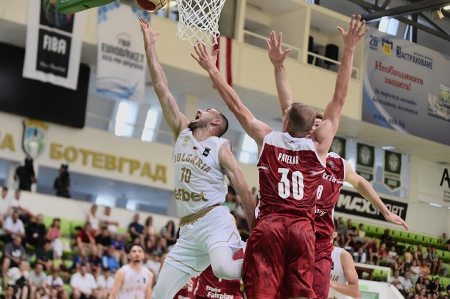 АПА: Австрийският национален отбор по баскетбол е настроен за победа в България