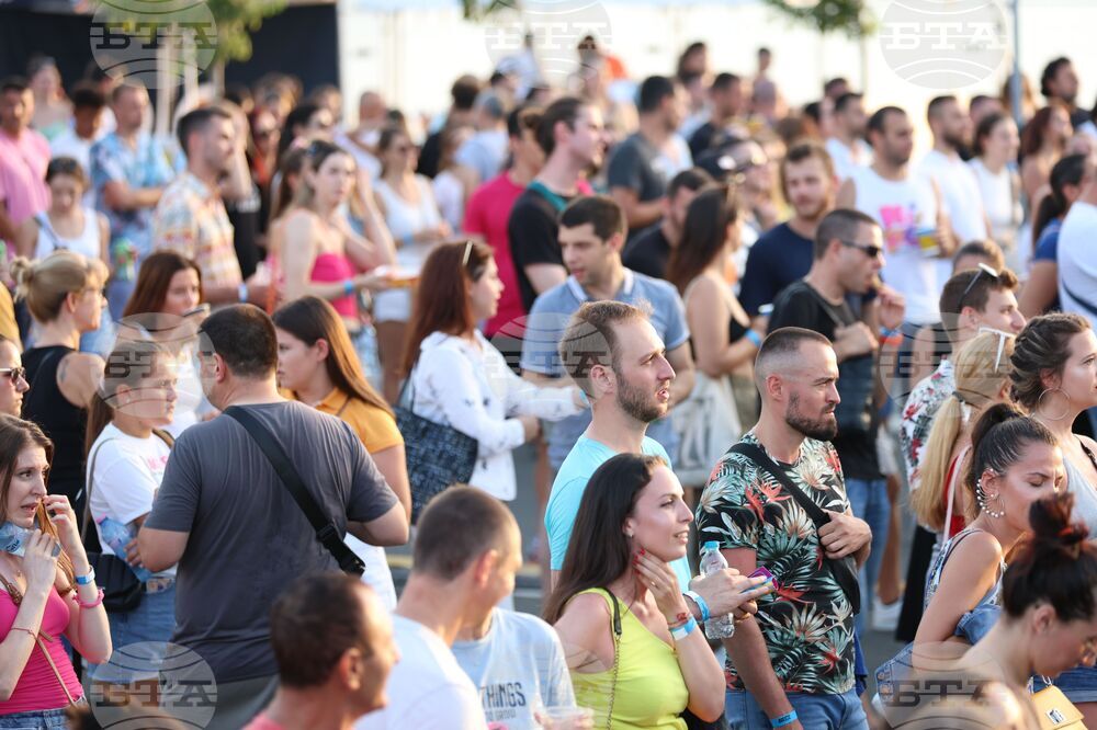 Бургас - Burgas Breeze Fest - Papi Hans