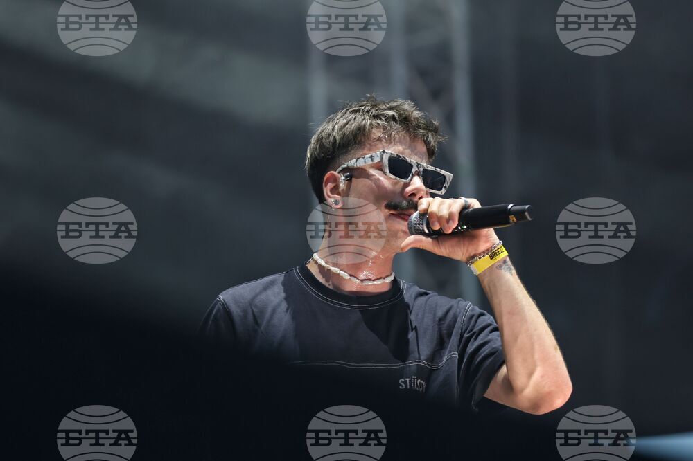 Бургас - Burgas Breeze Fest - Молец и Мила Роберт