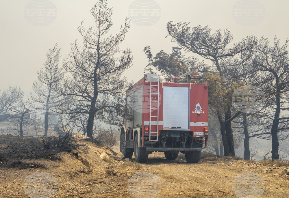 Гърция включва още 164 противопожарни автомобила на фона на интензивния сезон на горските пожари