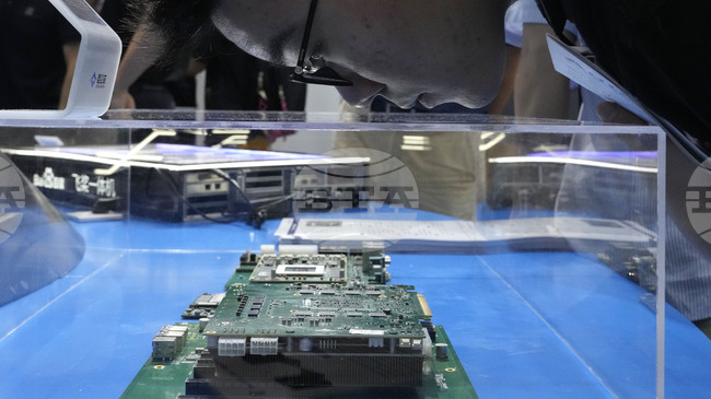 Китайски конкурент на „Енвидиа“ осъществи триумфален дебют на Шанхайската фондова борса