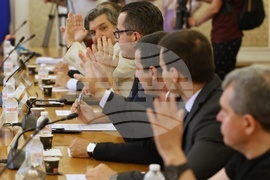 Парламент - Комисия по бюджет и финанси