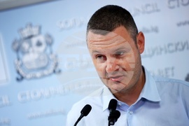 Общински съветници - пресконференция - Симеон Ставрев