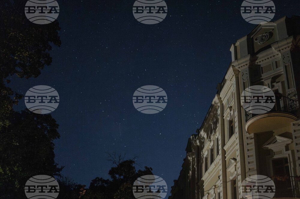 Близо 290 000 домакинства в Одеса и областта все още са без ток, съобщи областният управител