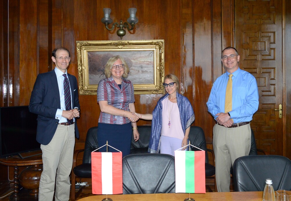 Министерство на иновациите и растежа: Министър Стойчева се срещна с посланика на Република Австрия Н. Пр. Андреа Икич-Бьом