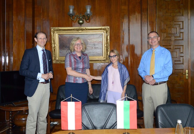 Министерство на иновациите и растежа: Министър Стойчева се срещна с посланика на Република Австрия Н. Пр. Андреа Икич-Бьом