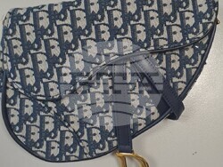 Снимки: Агенция „Митници“