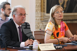 Парламент - Комисия по конституционни въпроси - Атанас Славов