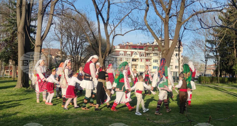 Открита репетиция на най-популярните български хора организира танцовата формация "Партньори" - Кюстендил