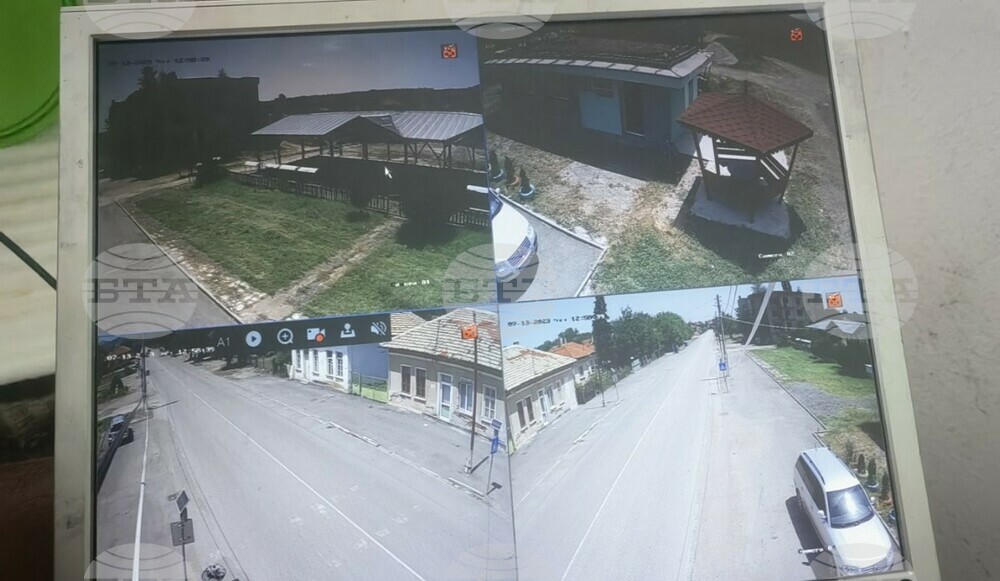 Монтират камери за видеонаблюдение в селата на община Ружинци