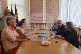 Ловеч - семейство - пътешествие с каруца