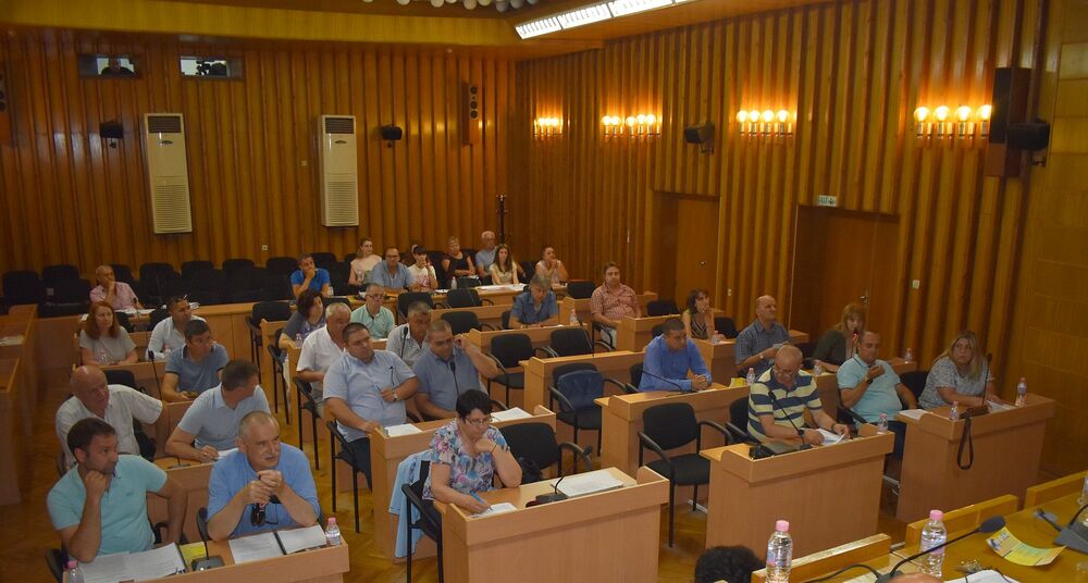 Община Разград: 12 докладни записки приеха общинските съветници на юлската си сесия, през август ще заседават два пъти 