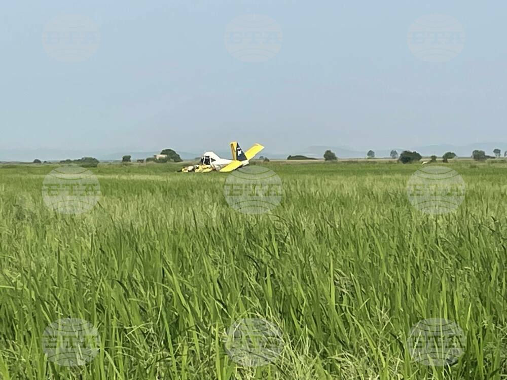Agricultural Plane Crashes near Stara Zagora, Pilot Dies