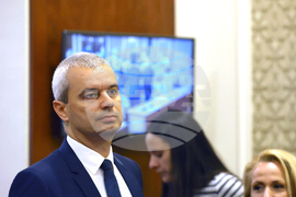 Парламент - кулоари - Костадин Костадинов