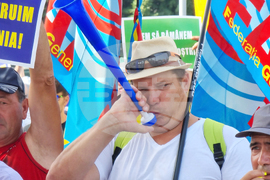 Румъния - строителни работници - протест