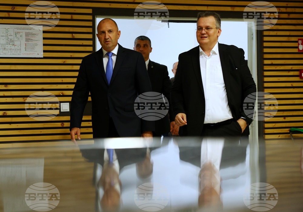 Форум „Автомобилната индустрия среща властта“