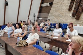 Благоевград - среща - кърмене