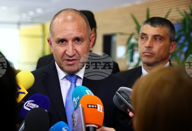 Румен Радев - изявление - Форум „Автомобилната индустрия среща властта“