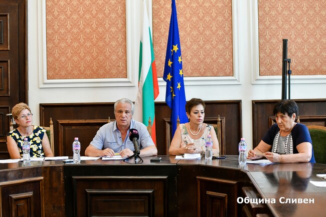 Община Сливен: Местният парламент ще гласува промяна в две общински наредби и обявяване на конкурс за управител на „Индустриален парк Сливен"