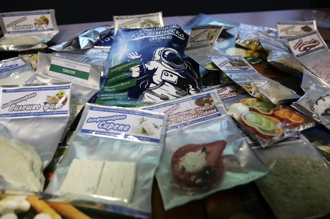 Космическо шоу и дегустация на храна за космонавти ще има в Бургас в Международния ден на авиацията