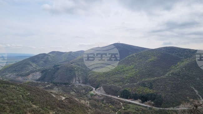 Възстановено е движението в прохода Боаза край Търговище