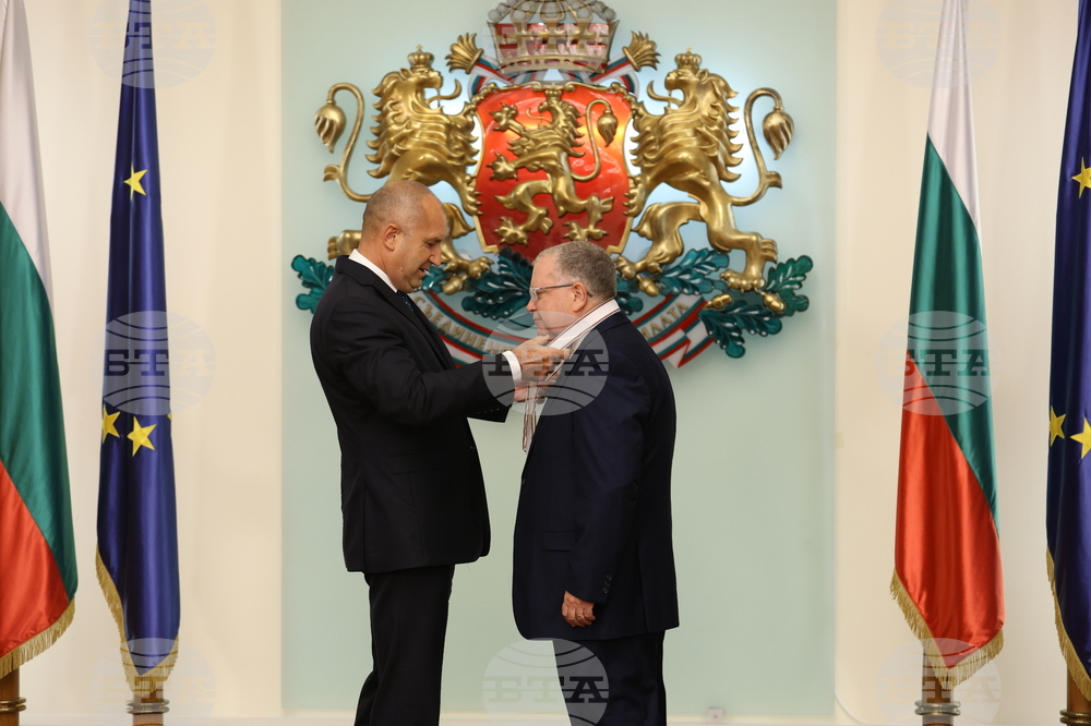 Румен Радев - Йорам Елрон - орден „Мадарски конник“