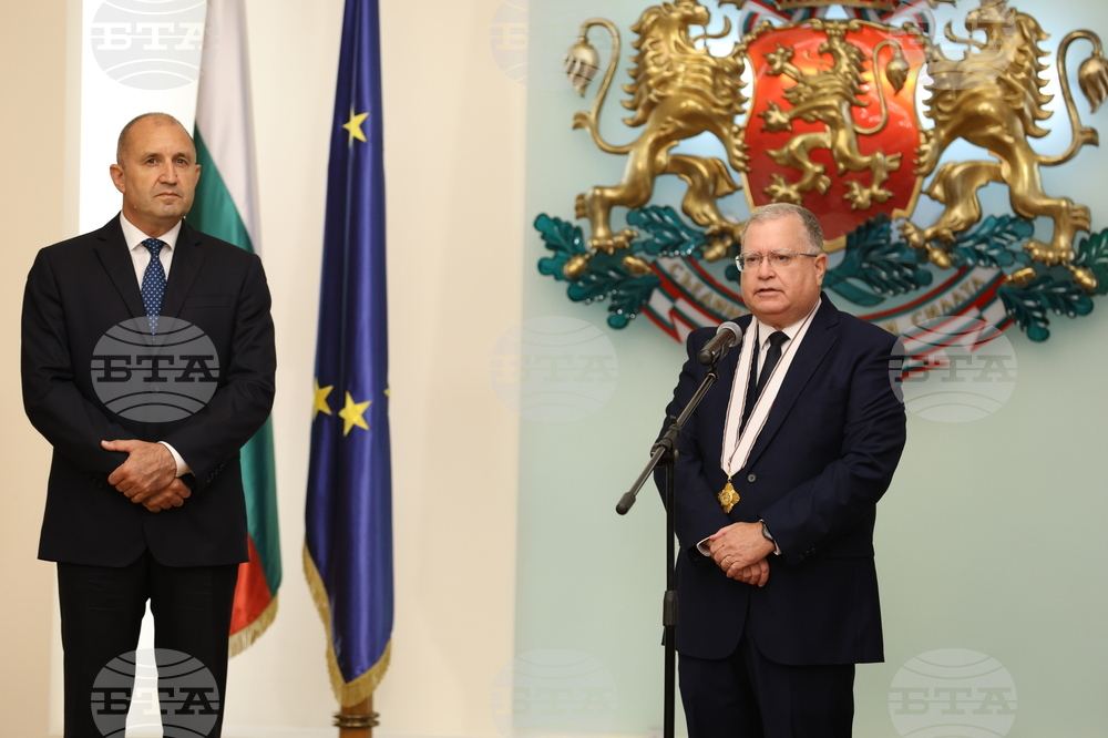 Румен Радев - Йорам Елрон - орден „Мадарски конник“