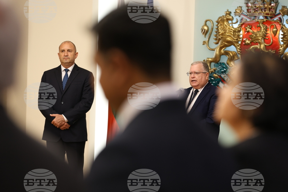 Румен Радев - Йорам Елрон - орден „Мадарски конник“