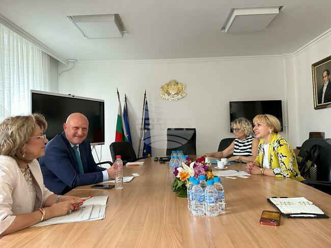 Министерството на образованието подкрепя предложението на омбудсмана за възможност за второ явяване на матура след 12-и клас