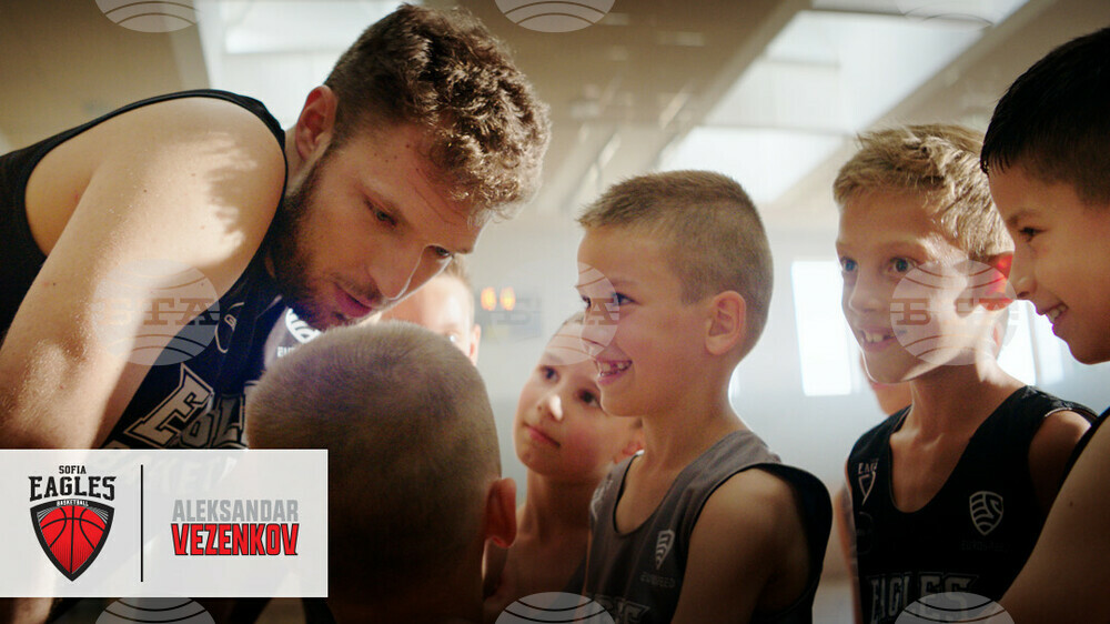Bulgaria Basketball Star Sasha Vezenkov Supports New Project for Development of Bulgarian Basketball Stars