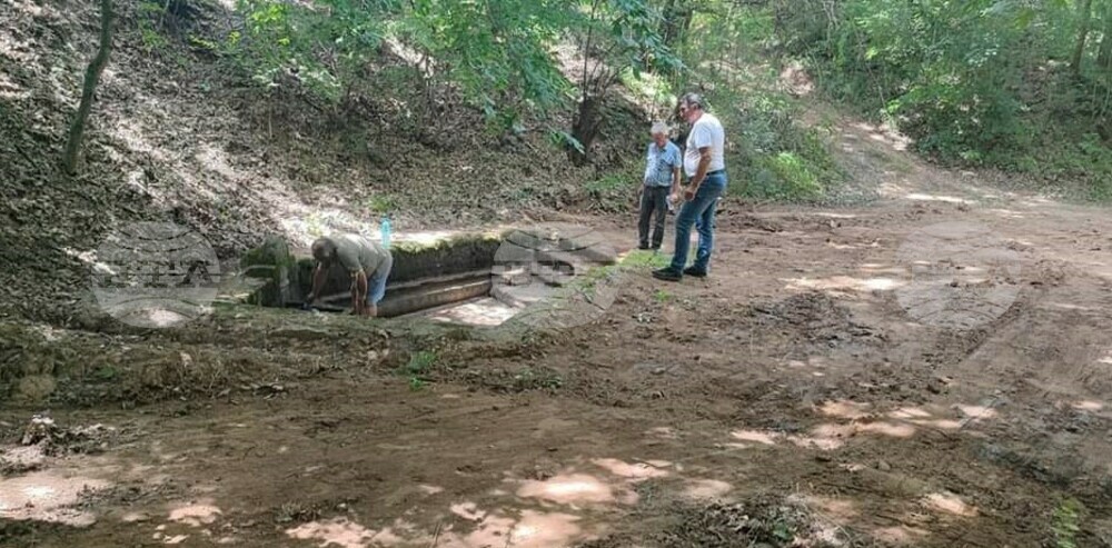 Ремонтират стара чешма край село Гюргич във видинската община Ружинци