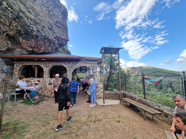  Петрич - Скална църква "Св. Панталеймон" - храмов празник