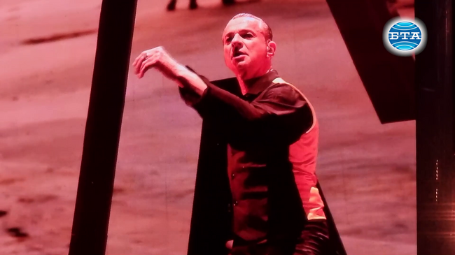 Под дъжд и гръмотевици “Депеш мод” изнесоха концерт пред 45 000 фенове в Букурещ