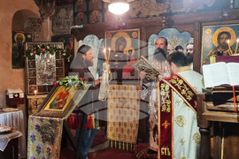 Видин - храм „Св. Пантелеймон" - литургия