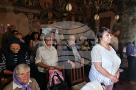 Видин - храм „Св. Пантелеймон" - литургия