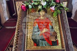 Видин - храм „Св. Пантелеймон" - литургия