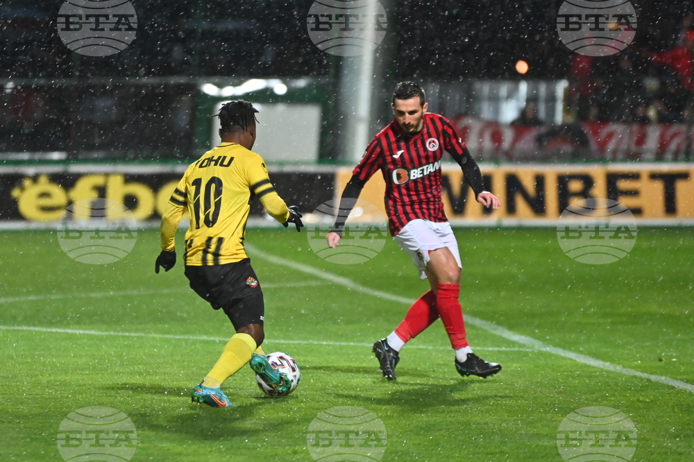 Пловдив - футбол - Ботев Пловдив - Локомотив София