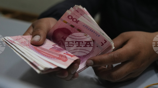 Русия обяви своята първа емисия дълг в юани