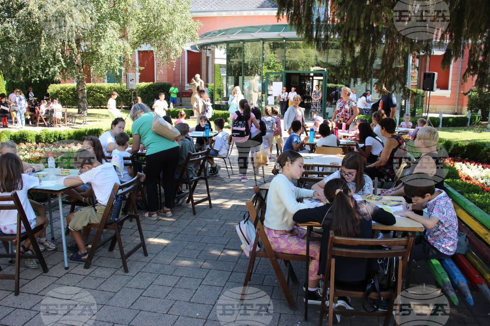 Разград - Панаир на киселото мляко - рисуване на открито