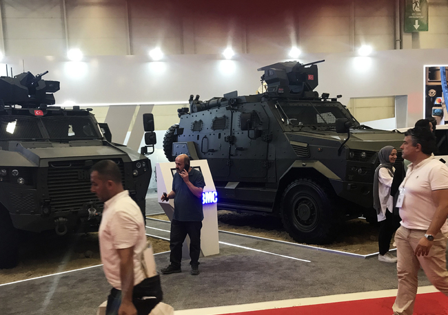 Голям интерес към Международното изложение на отбранителната индустрия IDEF’23 в Истанбул, в което има и българско участие