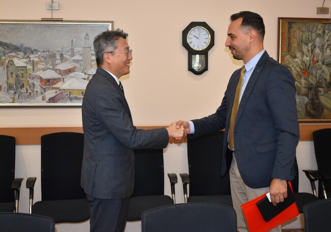 Министерство на икономиката: България и Република Корея ще активизират сътрудничеството в аутомотив и енергийния сектор