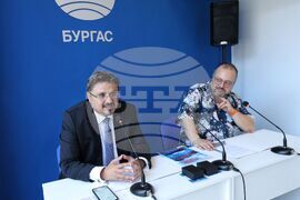 Национален пресклуб на БТА Бургас - БТА - Опера - подписване на договор