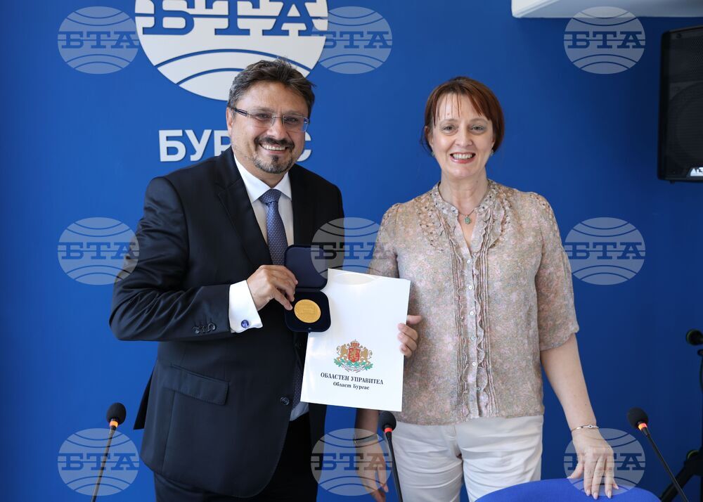 Национален пресклуб на БТА Бургас - Областна управа - награда за БТА