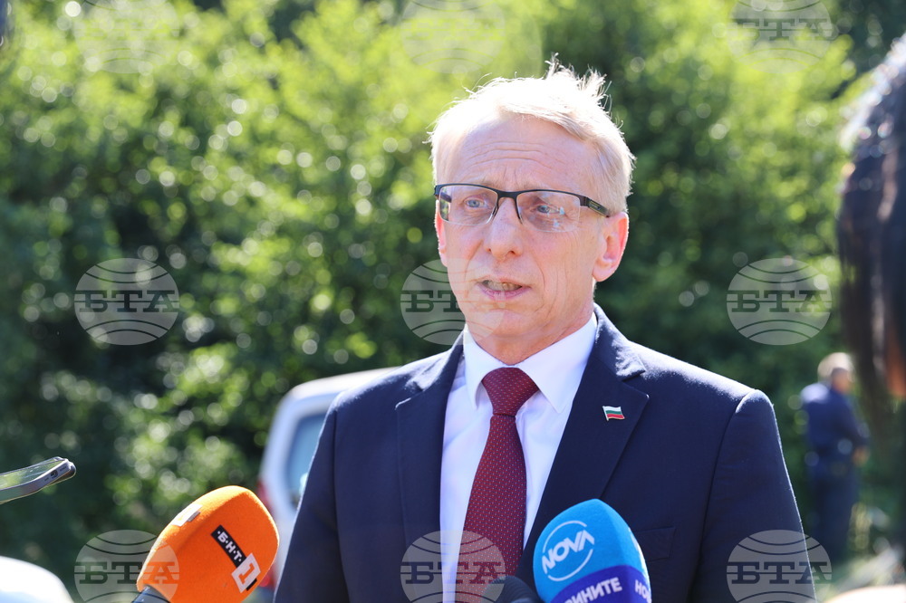 Калофер - Николай Денков