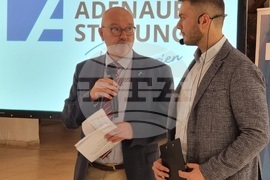 Варна - фондация - стипендианти