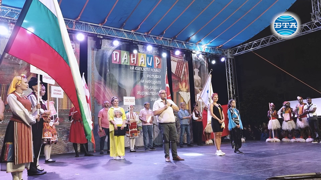 Панаирът на киселото мляко превърна Разград във фестивална столица на таланта, толерантността и обичта към хората, каза заместник-кметът Добрин Добрев