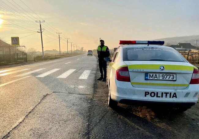 Проруски символи и свастики са нарисувани на паметници в гробище на румънските герои от Втората световна война в Република Молдова